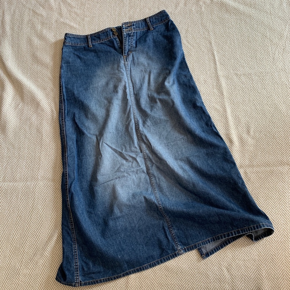 Long Denim Maxi Skirt with Button Fly